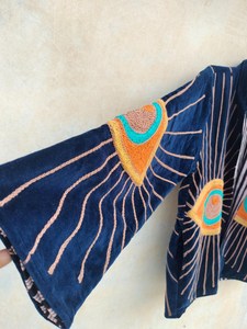 Veste en velours pour femme, faite main, motif œil protecteur, brodée, style bohème, audacieuse et artistique, streetwear, pour festival - Product Image 6