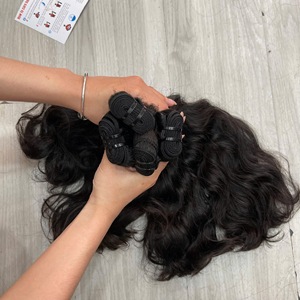 Extensiones de Cabello Humano Vietnamita Premium HOT, Trama Cosida a Máquina, Negro Natural, Listas para Enviar, Onduladas Naturales, Listas para Enviar - Product Image 6