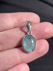 Pendentif en Aigue-marine Brillante, Argent Sterling 925, Cristal Naturel Facetté, Pierre de Naissance, Bijou Cadeau - Product Image 4