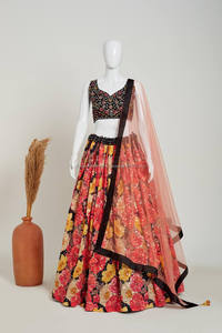 Lehenga Choli indien prêt-à-porter en tissu filet avec dupatta, pour mariée, dans une sophistication luxueuse et intemporelle, multicolore, taille personnalisée - Product Image 4