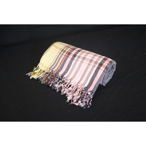 Serviettes turques Kikoy, serviettes Kikoy en coton de haute qualité, serviettes de plage en coton personnalisées pour adultes à prix abordable pour la plage - Product Image 2