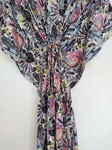 Robe kaftan en coton indien faite à la main, légère, jaune, pour la plage, idéale pour l'été - Product Image 4