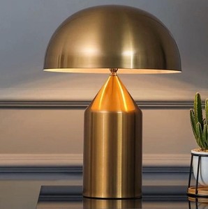 Lampe de table moderne en aluminium avec abat-jour en tissu, design durable fait main, pour chambre à coucher, salon, cadeau de Diwali, auto-adhésive - Product Image 3