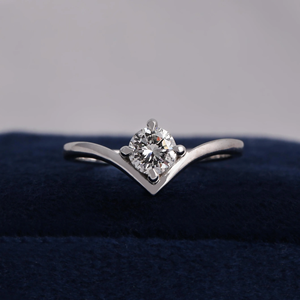 Anillo de compromiso clásico con diamante redondo de talla brillante para mujer, platino, certificado IGI, color D, diamante cultivado en laboratorio - Product Image 1