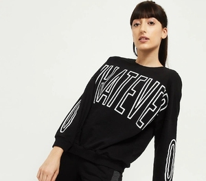 Sweat-shirt noir surdimensionné pour femme avec imprimé lettres blanches, épaules tombantes, manches longues, col rond, en coton tricoté, haut d'automne - Product Image 1