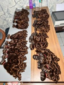 Extensiones de Cabello Humano Indio Directamente de Fábrica, Cutículas Alineadas, Cabello Rizado y Voluminoso de un Solo Donante, Paquetes de Cabello - Product Image 4