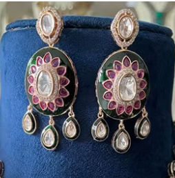 Regal Kundan plaqué or Look collier de qualité supérieure avec boucles d'oreilles pour les femmes bijoux de créateur pour la collection de vêtements de mariage - Product Image 2