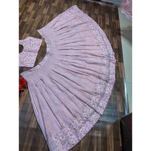 Heera Creation, Ropa de Novia de Diseño, Hermoso Lehenga Choli Rosa con Dupatta, Talla M para Fiestas - Product Image 2