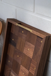 Bandeja Funcional Decorativa Clásica con Asa de Madera, Acabado Aceitado, Superficie Limpia, Adecuada para Guardar Tazas y Artículos Decorativos - Product Image 4