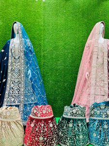 Majestuoso esplendor nupcial 10 exquisitos diseños Farsi Sharara con llamarada pesada completa y lujosas bodas indias pakistaníes Dupattas - Product Image 2