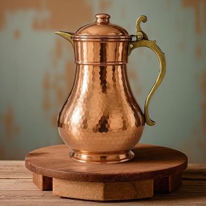 Jarra de Agua de Cobre Premium con Asa de Latón, Jarra de Gran Capacidad para Restaurantes, Hoteles, Servicios de Catering, Proveedor de Artículos de Bebida para Cocina - Product Image 3