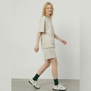 Ensemble de shorts décontractés pour femmes de haute qualité, deux pièces, t-shirts d'été en coton satiné, séchage rapide, coupe régulière - Product Image 3