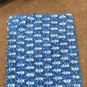 ผ้าฝ้ายพิมพ์ลายสำหรับตัดชุด ผ้าฝ้ายพิมพ์ลายด้วยมือแบบบล็อกพิมพ์ ชุดสัลวาร์แบบยังไม่เย็บ ชุดลำลองสไตล์อินเดีย ผ้าพิมพ์ลายบล็อก - Product Image 1