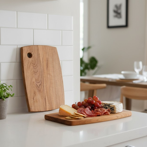 Tabla de cortar de madera de acacia con asa |   Tabla grande de madera para cortar y servir queso, pan y charcutería - Product Image 4