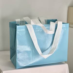 Sacs fourre-tout réutilisables en non-tissé gravé personnalisés, recyclables, à prix avantageux, directement du fabricant vietnamien pour supermarchés - Product Image 4