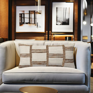 Lumière luxe moderne canapé chambre salon blanc café bande de cuir décoration personnalisé taie d'oreiller décoration housse de coussin - Product Image 1