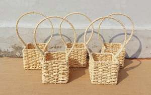 Modern Home Decor High Quality <b>Plastic</b> Rattan Fruit Storage <b>Basket</b> with Serving Tray for Wedding and Kitchen Use - Product Image 4