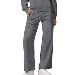 Ensemble de survêtement décontracté pour femme, confectionné en tissu doux, idéal pour les voyages, la maison et les activités quotidiennes - Product Image 6