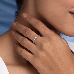 Anillo de Compromiso de Plata de Ley 925 con Diamante Redondo, Engaste de Garras, Estilo Minimalista, Unisex - Product Image 5