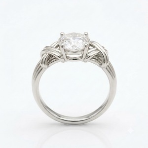 Anillo de Compromiso Solitario con Diamante Cultivado en Laboratorio de 1.5CT, Corte Redondo, VVS2, Oro Amarillo de 14K, Estilo Cruzado en X, Joyería Fina VBA-SR30 - Product Image 5