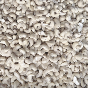 ผลิตเม็ดมะม่วงหิมพานต์เวียดนามคั่วแบบเวียดนาม รุ่น Ww180 Ww320 ยี่ห้อซานติโก้ ขายส่งจากเวียดนาม ส่งออกไปยังเอเชีย ยุโรป และตะวันออกกลาง - Product Image 1