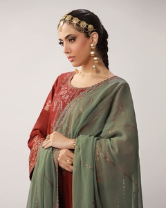 643 Salwar Kameez Pakistaní de Marca Premium de Alta Calidad para Mujer, para Fiestas y Playa, Material de Viscosa que Absorbe la Humedad y Seca Rápidamente - Product Image 1