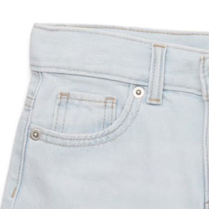 Shorts en jean personnalisés avec logo, style décontracté, délavage foncé, poches plaquées, coupe ample pour hommes - Product Image 2