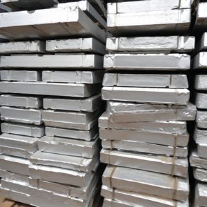 Lingote de Aluminio A7, Lingote de Aluminio 99.7%, Precio - Product Image 3