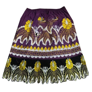 Falda Maxi con Estampado Floral Tradicional de Micronesia, Vestido Hawaiano, Faldas Bohemias Mexicanas para Festivales Isleños - Product Image 1