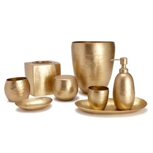 Luxurious metal bathroom accessory set for any bathroom setting <b>carefully</b> engineered for strength and elegance - Product Image 4