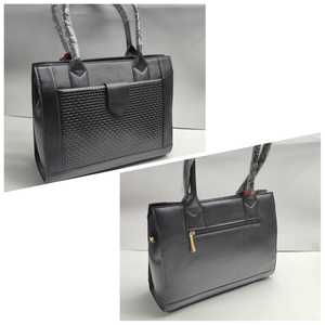 Modern Genuine Leather Women Shoulder Bag with Chains Stylish Functional <b>Large</b> Capacity <b>Purse</b> Perfect for Travel Business Indian - Product Image 3
