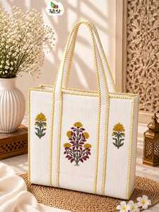 Sac fourre-tout Stockify de qualité export, en toile de coton durable, brodé de fleurs, pour femmes, disponible en grande quantité - Product Image 2
