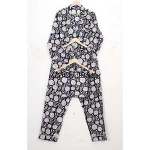 ชุดนอนผ้าฝ้ายแท้ 100% ลายดอกไม้สุดคลาสสิก แขนยาว เนื้อผ้านุ่ม ถักทอด้วยเส้นด้ายอย่างดี ชุด 2 ชิ้น ระบายอากาศได้ดี แห้งเร็ว เหมาะสำหรับใส่ที่บ้าน - Product Image 1