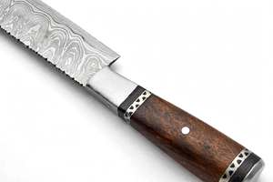 Cuchillo de Cocina Artesanal de Acero Damasco Ondulado con Mango de Madera de Nogal, Cuchillería Japonesa - Product Image 6
