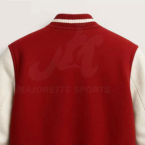 Veste de baseball décontractée fabriquée en usine pour le streetwear, offrant un confort décontracté, en tissu premium et matériaux durables. - Product Image 4