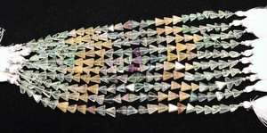 Cuentas triangulares lisas de fluorita natural, cuentas lisas de fluorita multicolor para la fabricación de joyería a precio de mayoreo. - Product Image 5