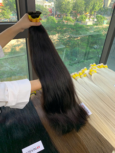 Extensiones de cabello Remy a granel ruso 100g Color claro 65cm de longitud Máquina de cabello humano vietnamita Paquetes de trama Doble - Product Image 3