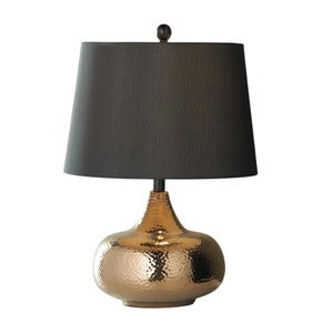 Lampe de table moderne en métal martelé en forme de gourde avec abat-jour blanc, finition laiton antique, style pour salon et chambre à coucher - Product Image 6
