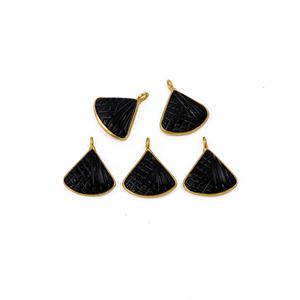 Venta al por mayor único ónix negro tallado a mano colgante con chapado en oro bisel conjunto de joyería de moda hacer conectores - Product Image 1