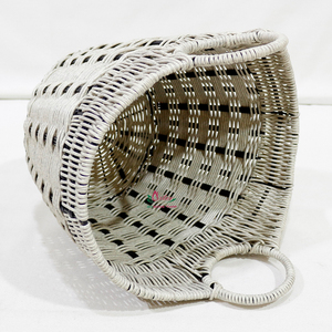 Cesta de Lavandería Multifuncional Rústica de Plástico Tejida a Mano, Ecológica, con Asas Redondas - Product Image 3