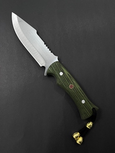 มีดล่าสัตว์ Jexa สแตนเลสสตีล ใบมีดคมบางส่วนแบบหยัก ด้ามไม้ ปลอกหนัง ทนทาน น้ำหนักเบา - Product Image 3