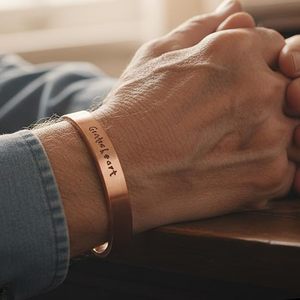 Pack de bijoux de réflexion quotidienne en cuivre pur, avec trois bracelets de thérapie magnétique multi-aimants et phrases motivantes gravées - Product Image 2