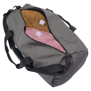 Nuevo Artículo: Bolsa Deportiva Unisex de Poliéster, 20-30L, Cierre de Cremallera, Correa Ajustable, Asa Suave, Color Gris Sólido, para Gimnasio y Uso Casual - Product Image 6