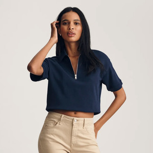 Polo court pour femme à manches courtes avec fermeture éclair sur le devant, en coton tricoté bleu marine uni, haut décontracté pour le printemps et l'été - Product Image 4
