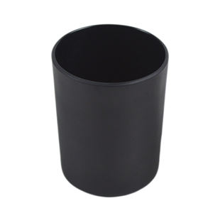 Ensemble de verres design pour servir et boire, pour table à manger, décoration intérieure, restaurant et hôtel - Product Image 3