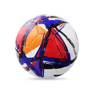 Ballon de football haute performance avec coutures machine, qualité supérieure, excellente adhérence pour l'entraînement, les tournois, l'école et l'utilisation en club - Product Image 1