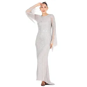ชุดราตรีทรงเข้ารูปยาวกรอมพื้น คอทรงโอ แขนยาว ประดับเลื่อมปักลาย สวยสง่าสำหรับผู้หญิง - Product Image 6