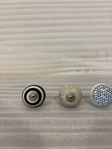 Tiradores de Cerámica Pintados a Mano, Pomos Decorativos para Gabinetes, Manijas Artísticas Únicas para Muebles, Pomos de Cerámica Premium - Product Image 4