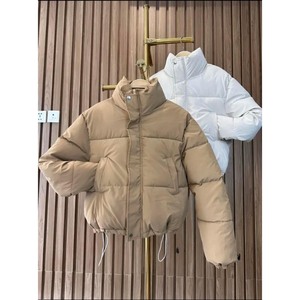 เสื้อแจ็คเก็ตขายส่ง คุณภาพสูง ราคาถูกจากเวียดนาม ภาษีต่ำ - เสื้อแจ็คเก็ตบุใยสังเคราะห์จากโรงงานโดยตรง - ขายส่งจำนวนมาก - Product Image 5