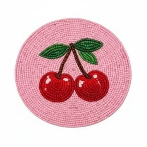 Mantel individual de lino de lujo con bordado de cerezas festoneadas – Mantel decorativo hecho a mano con base antideslizante - Product Image 1